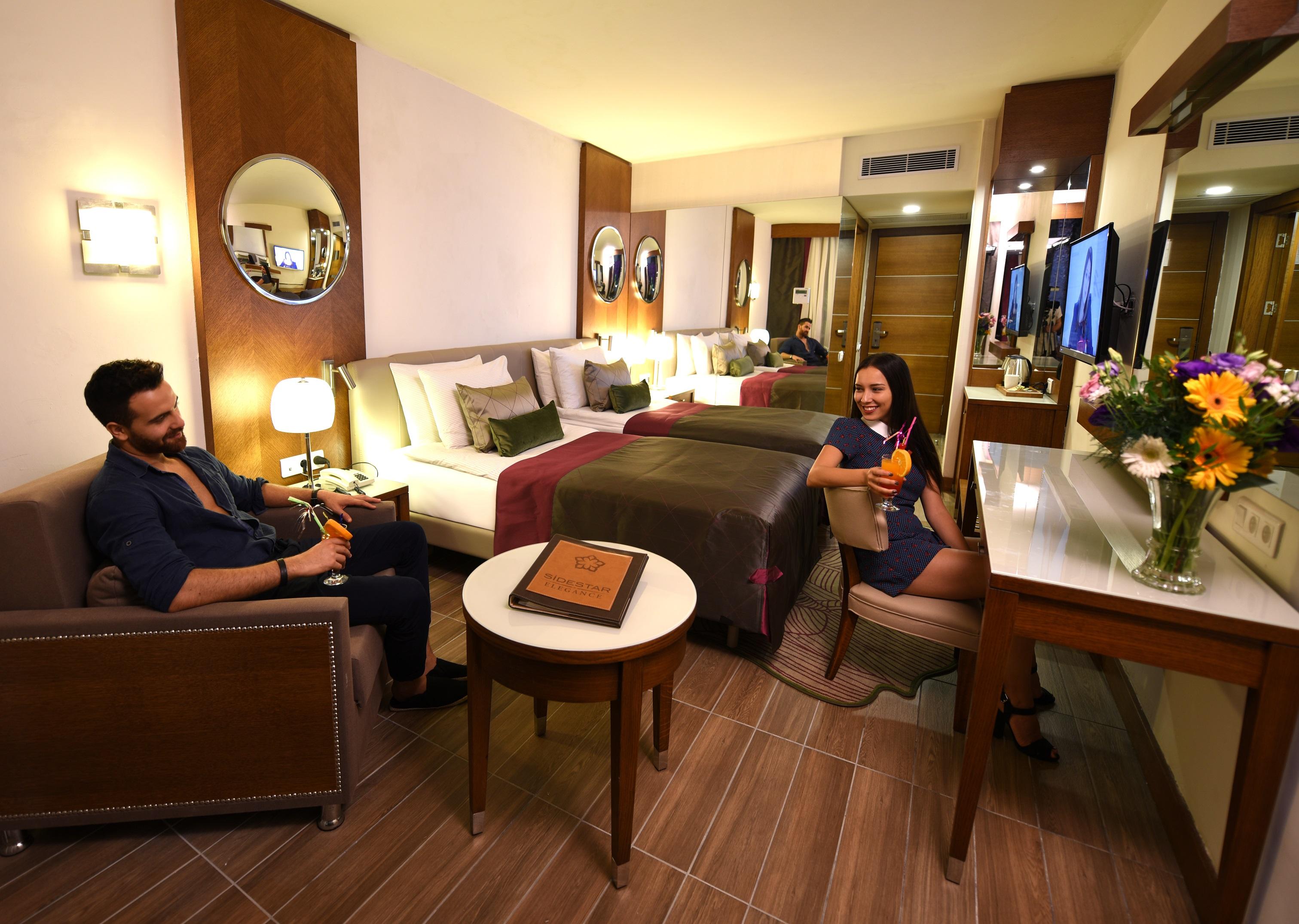 Side Star Elegance Hotel Bagian luar foto